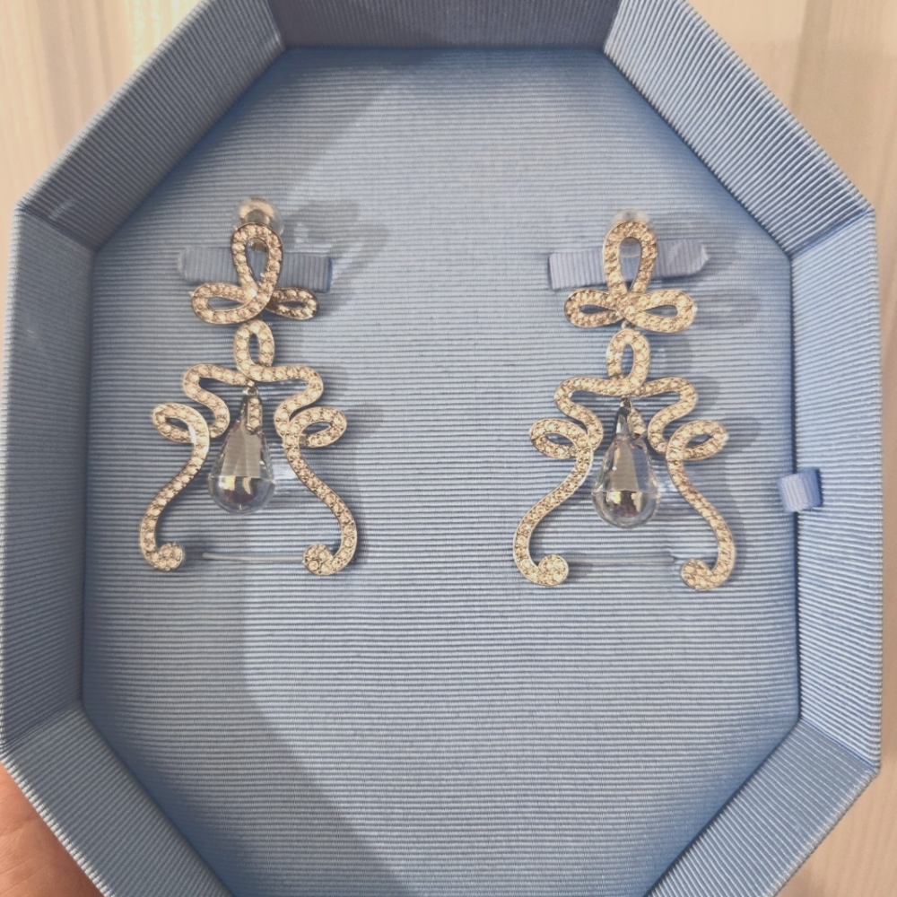 Swarovski earring